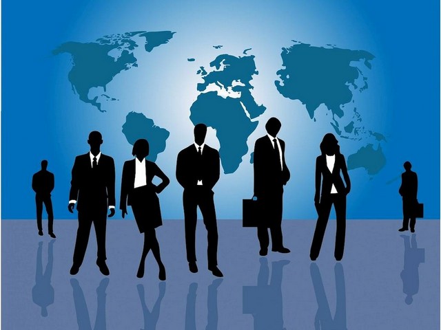 Массовые руководители и учредители организаций — проверка онлайн