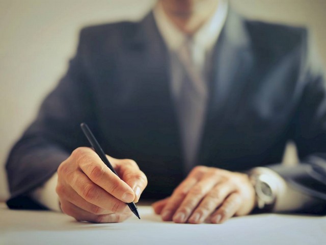 Судебные разбирательства — проверка юридических и физических лиц онлайн